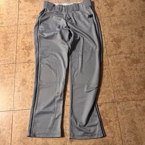 New Balance Men's Gray Casual Pants